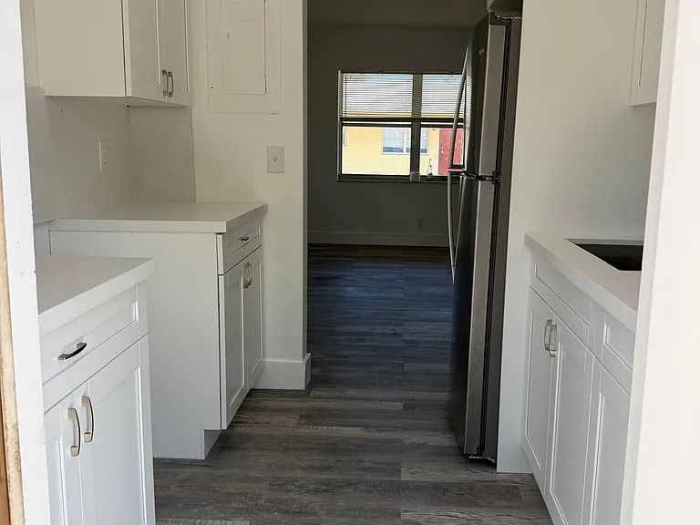599 NW 40th Ct #A — Photo 3