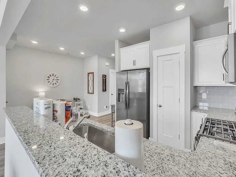 119 Shallons Dr — Photo 15