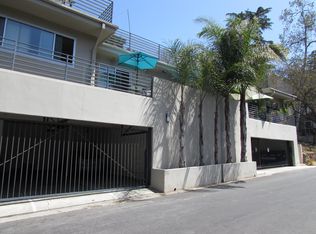 3663 Fredonia Dr APT 4, Los Angeles, CA 90068