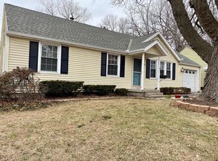 8116 Antioch Rd, Overland Park, KS 66204