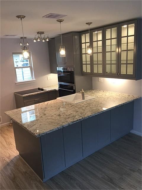 1st image of 424 15th St APT 111