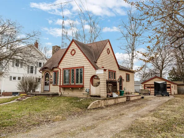 509 N Marquette St, Durand, MI 48429