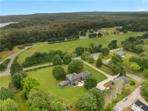 1157 Tuckertown Rd, South Kingstown, RI 02879