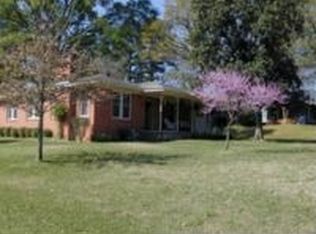 216 E Center St, White Oak, TX 75693