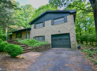 477 Persimmon Pear Ln, Harpers Ferry, WV 25425