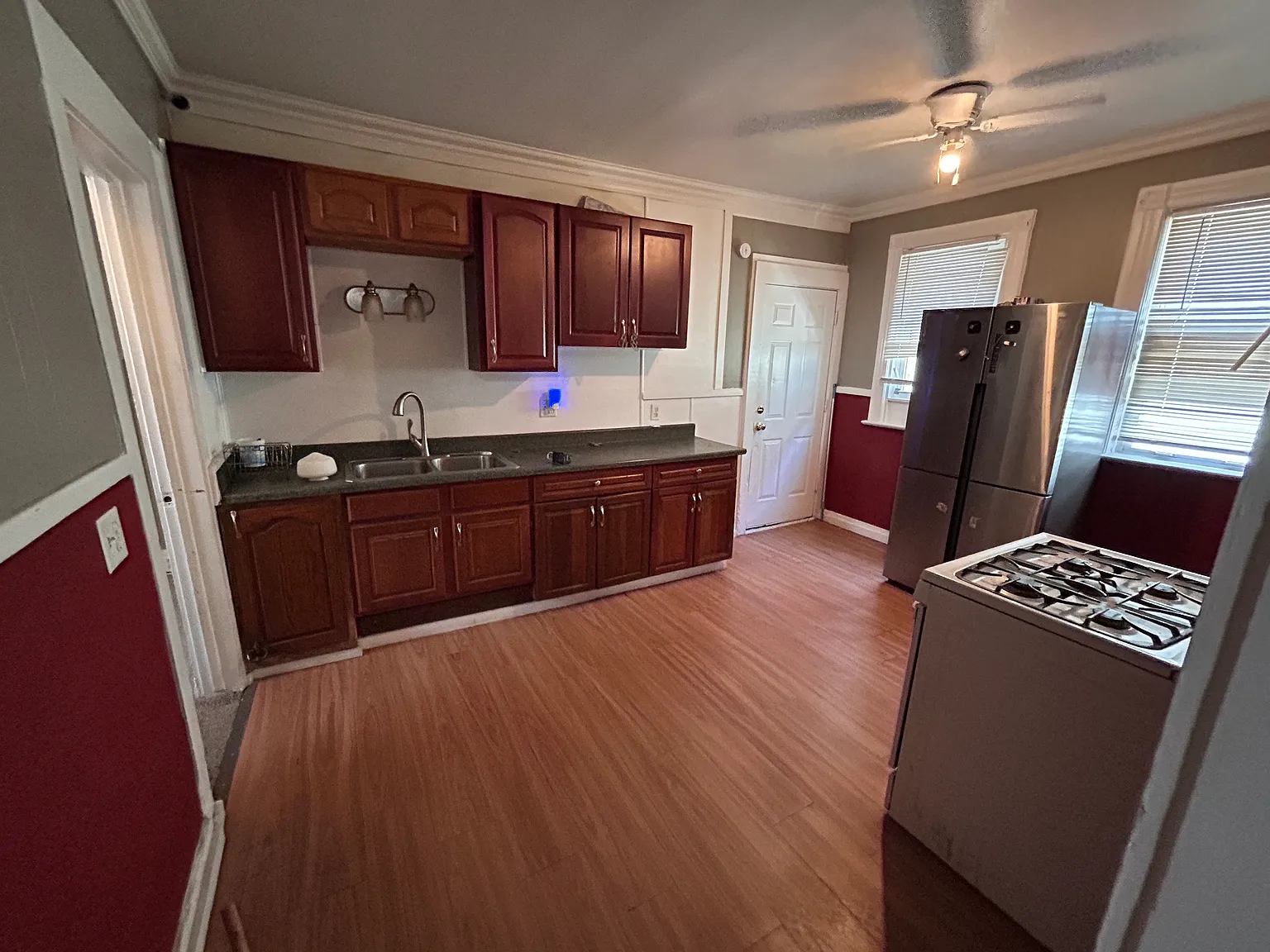 2 bed, 750 sqft, $850 — Photo 4