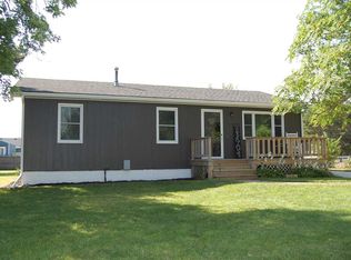 307 2nd St, Gibbon, NE 68840