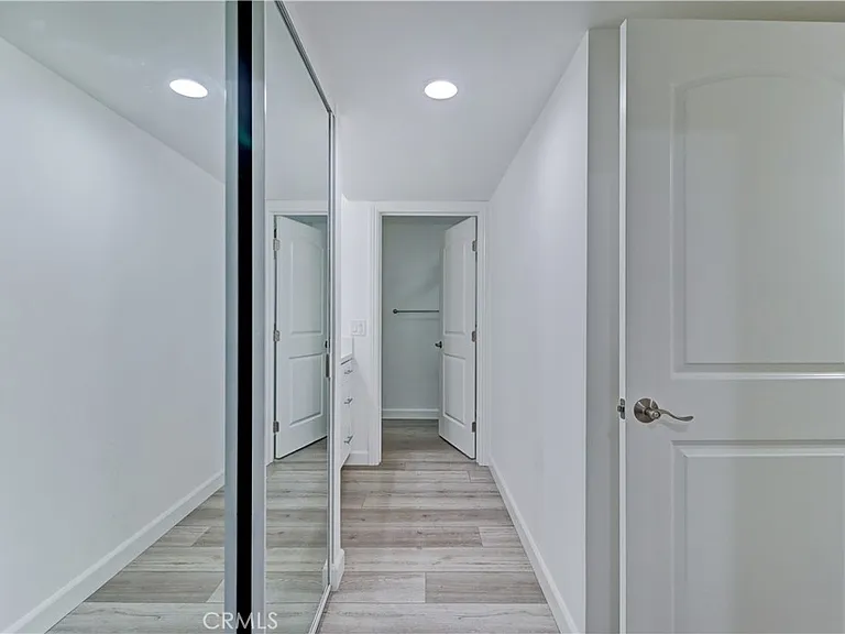 5515 Paseo Del Lago W #2G — Photo 21