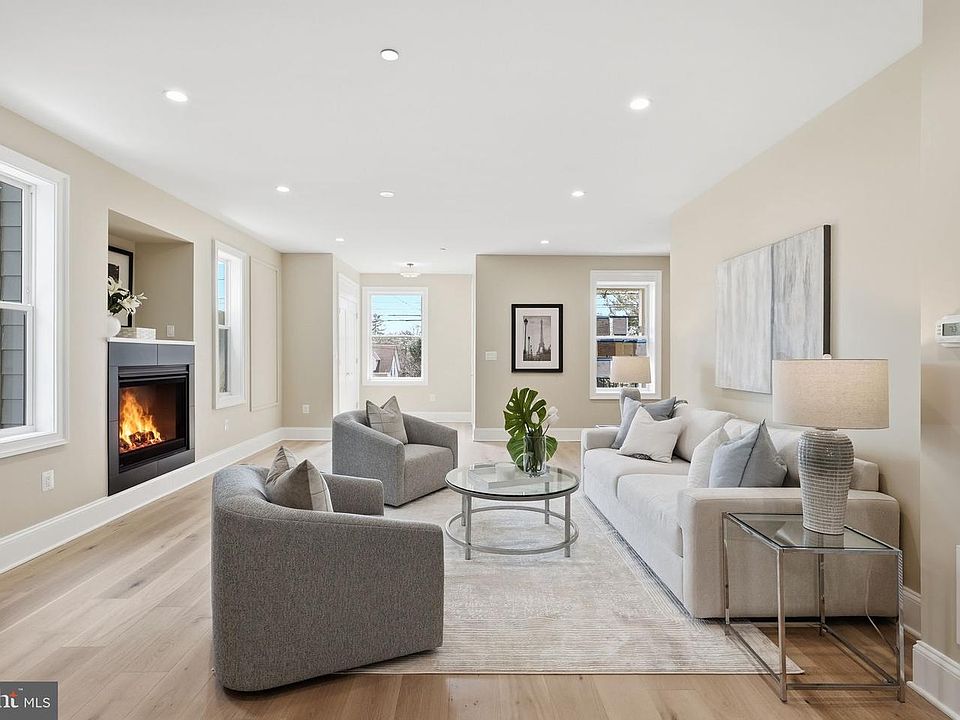 1st image of 5047 Macarthur Blvd NW