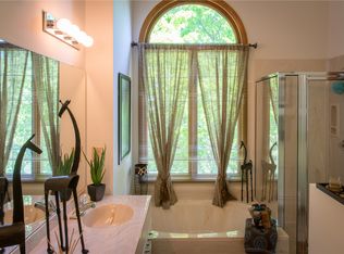 8771 Spring View Way, Woodbury, MN 55125