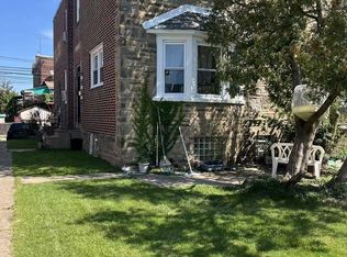 1141 Gilham St, Philadelphia, PA 19111