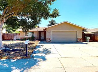 3832 Auckland Ct, Modesto, CA 95356