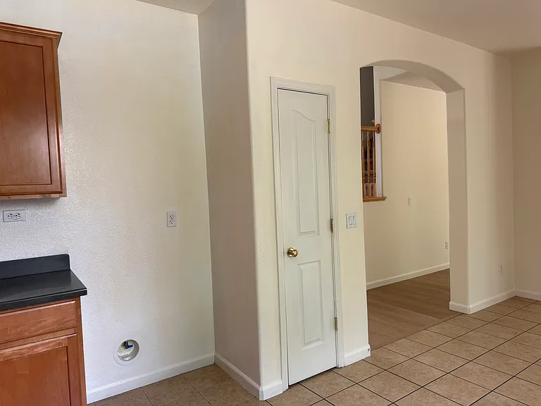 9633 McKenna Dr — Photo 15