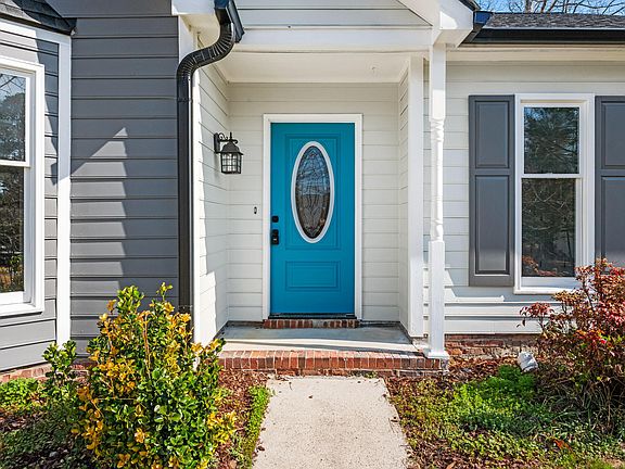 4th image of 5409 Hadrian Dr