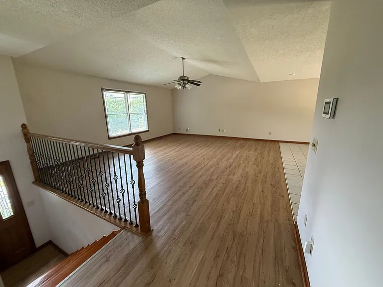 1201 Eastbrook Dr — Photo 3