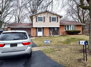 406 Assembly Dr, Bolingbrook, IL 60440