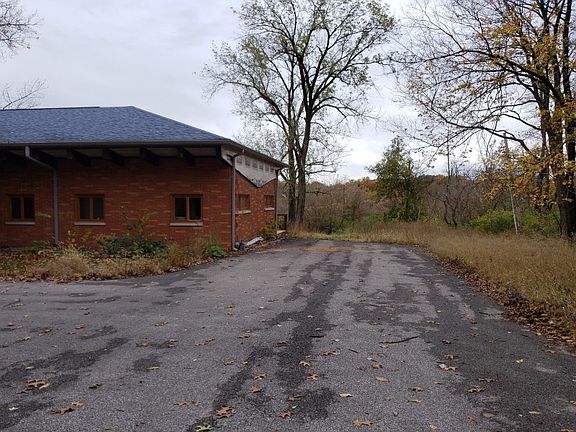 2nd image of 120 Hillwood Dr