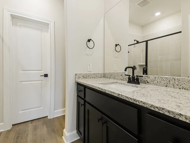 710 Princeton Hts — Photo 11