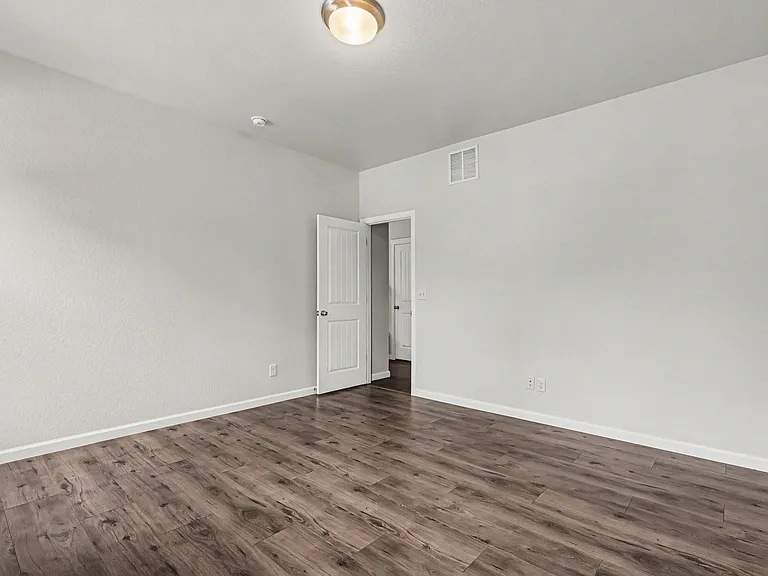 6812 Dewey Dr — Photo 28