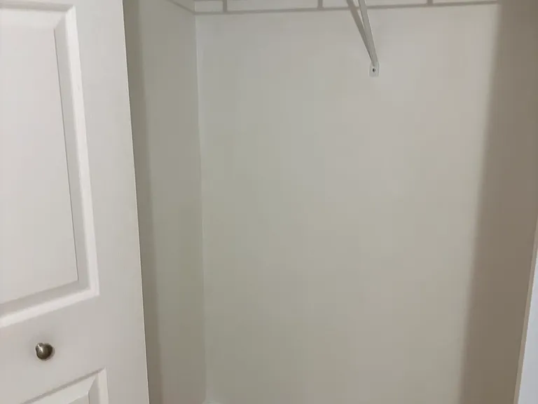 2152 Kings Gate Ln — Photo 14