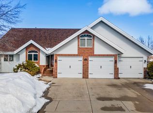 1400 14th Ave SW, Minot, ND 58701