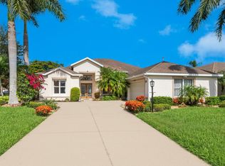 6754 W Country Club Ln, Sarasota, FL 34243