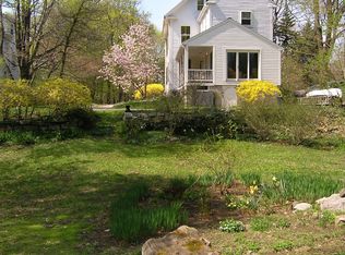 9 Maple St, Lexington, MA 02420