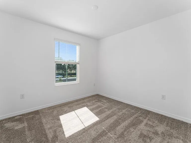 606 Bell Prairie Cir — Photo 11