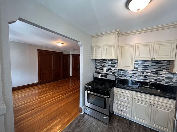 2nd image of 182 Lafayette St APT 15