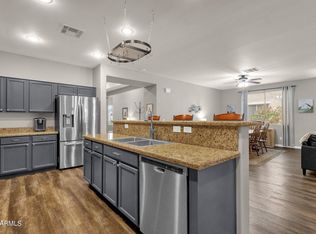 2035 W Sawtooth Way, San Tan Valley, AZ 85144