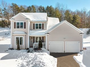 8 Nightview Pl, Millbury, MA 01527