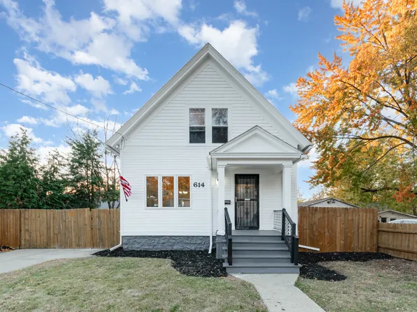 614 Hammond Ave, Aurora, IL 60506