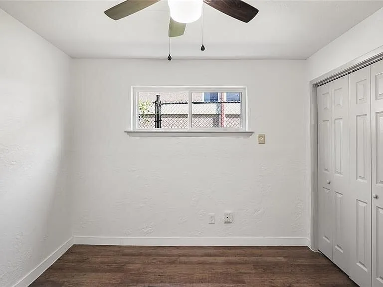 2819 Berry St #8 — Photo 9
