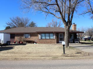 704 Braidfoot St, Silverton, TX 79257