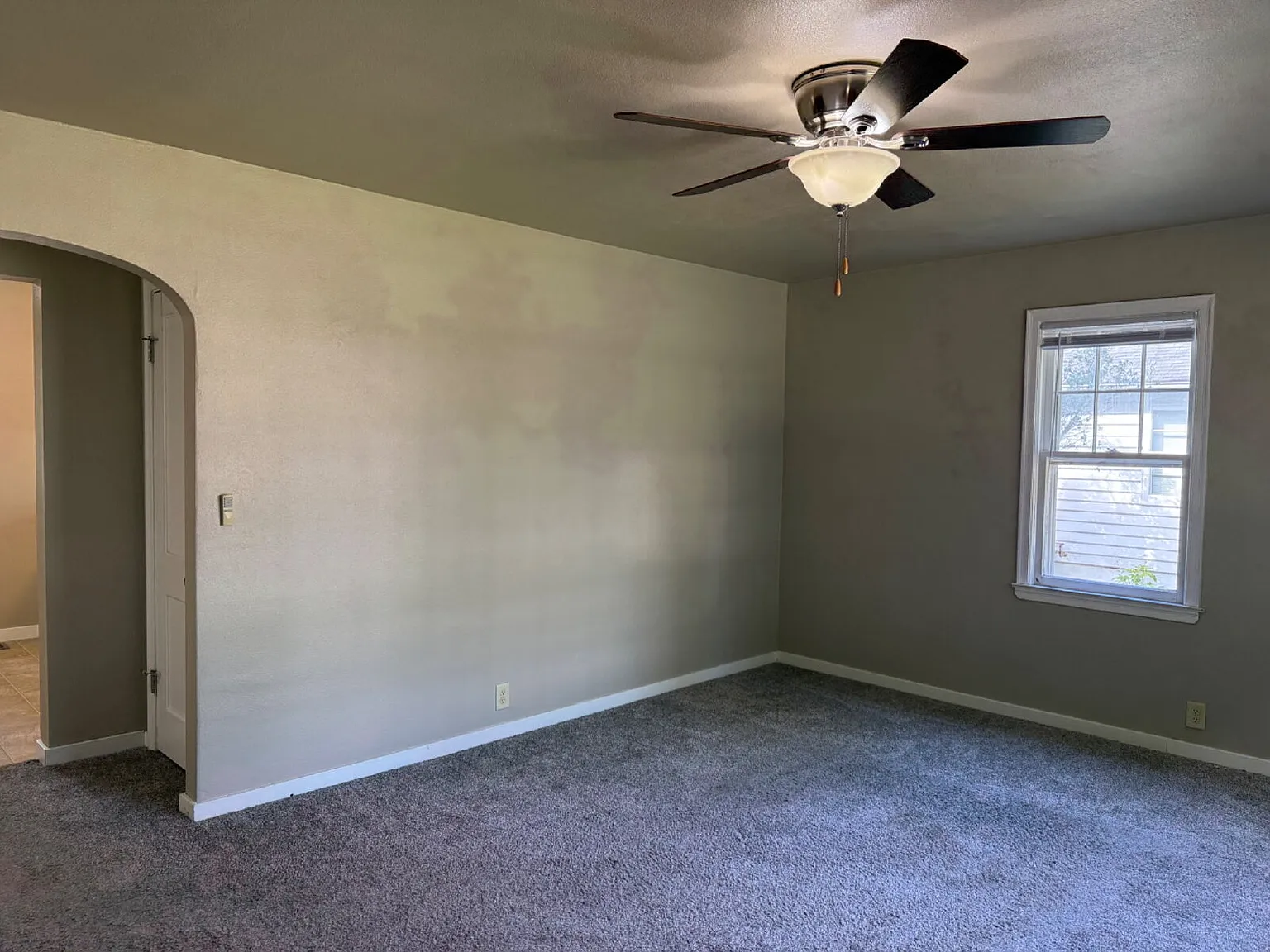 4 bed, 2.0 bath, $1,695 — Photo 4