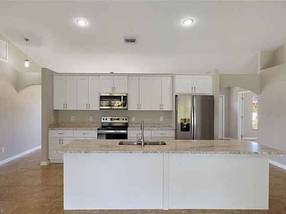 4th image of 2602 40th ST W