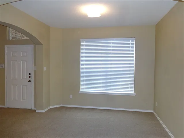 5717 Eagle Mountain Dr — Photo 9