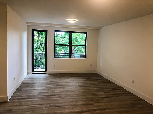 Rented by Project Queens LLC | media 12