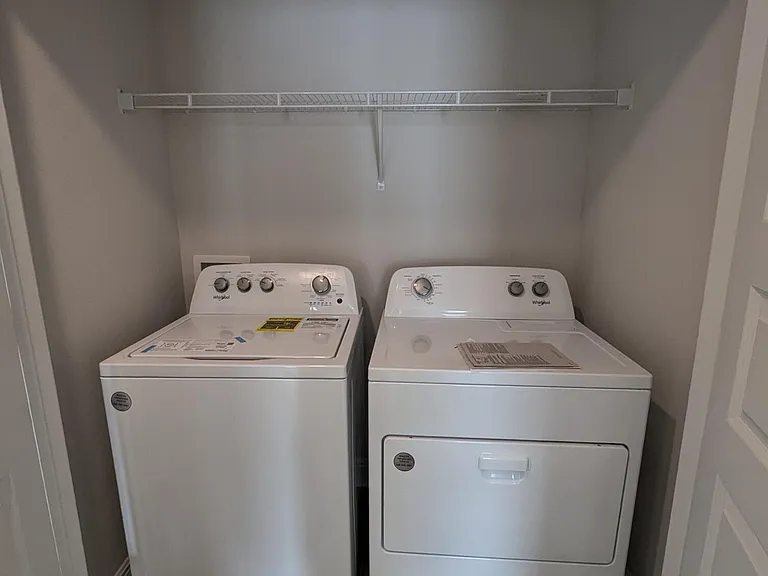 5723 Sandy Walk St — Photo 21
