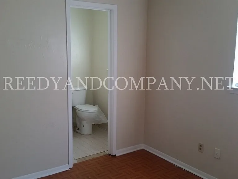 3990 Ashview Cv — Photo 7