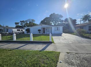 1833 NW 6th Avenue, Pompano Beach, FL 33060