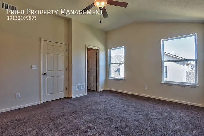 282 N Ferrel St — Photo 14