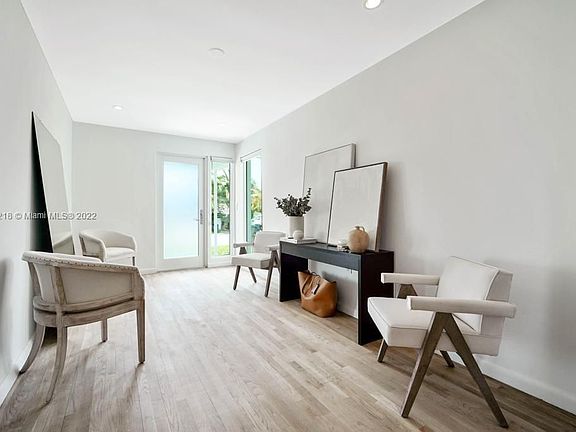 4th image of 8918 Garland Ave #0
