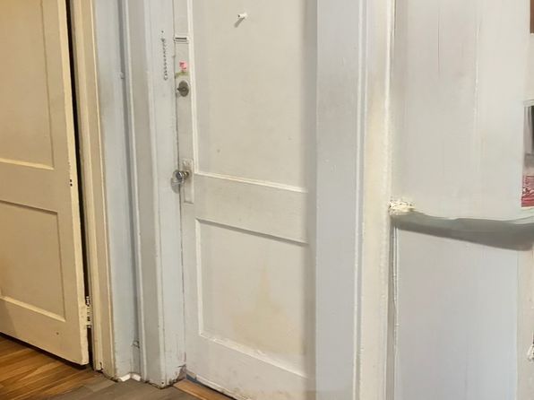 100 Van Buskirk Rd APT 4