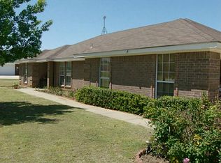 1409 Inlet Dr, Azle, TX 76020