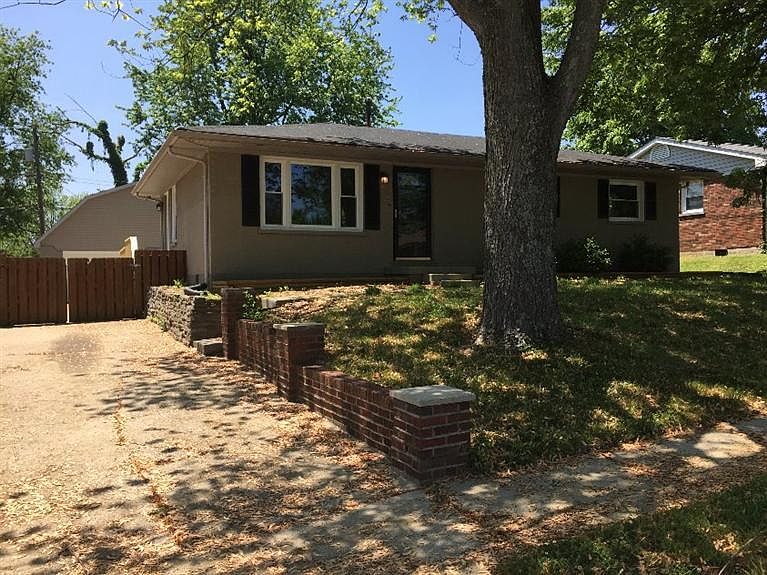 1st image of 2412 Windwood Ct