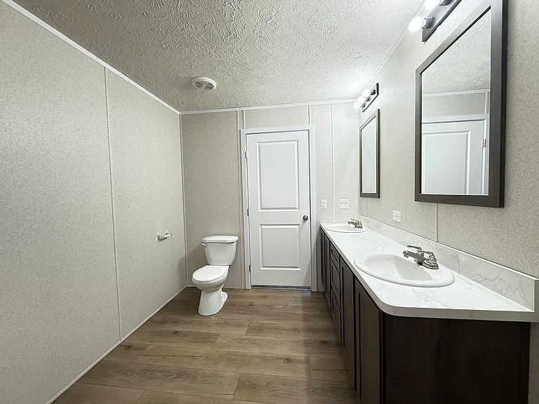 29800 Guilford Cir #253 — Photo 27