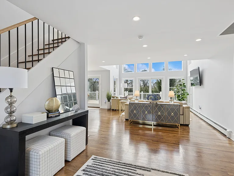 3 Upland Dr — Photo 7