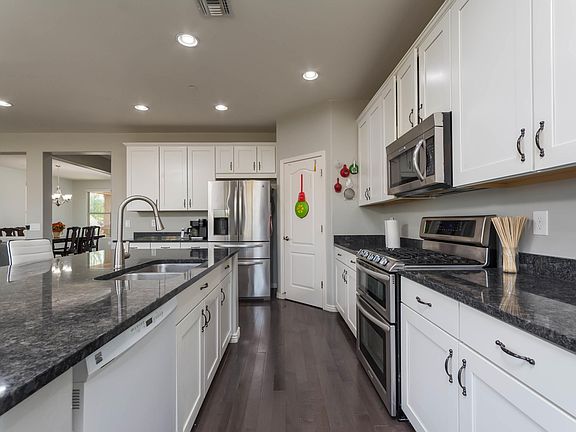 5th image of 2298 W Tangor Pl