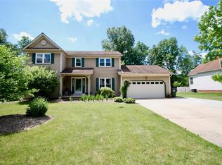 4387 Bunker Ln, Stow, OH 44224